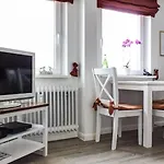 Haus Broenshoog, Appartement 11 In Strandnaher Lage